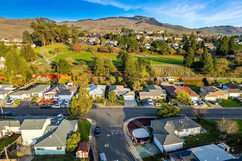 View/Area - 730 Stella St, Vallejo, CA 94589 photo 9 of 20