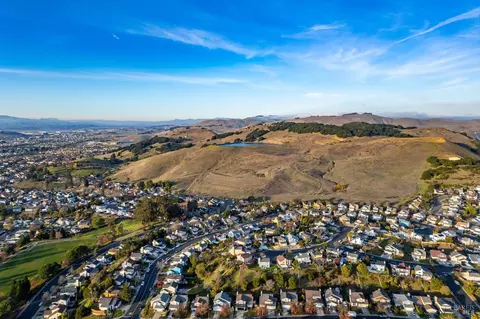 View/Area - 730 Stella St, Vallejo, CA 94589 photo 17 of 20