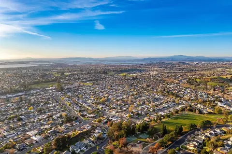 View/Area - 730 Stella St, Vallejo, CA 94589 photo 18 of 20