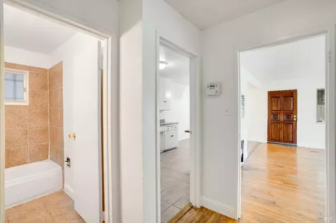 Entry Way - 730 Stella St, Vallejo, CA 94589 photo 6 of 6