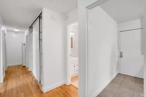 Entry Way - 730 Stella St, Vallejo, CA 94589 photo 2 of 6