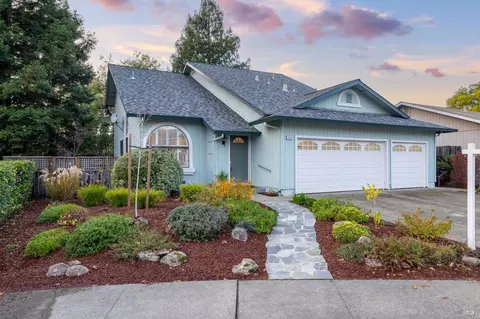 9332 Jessica Dr, Windsor, CA 95492