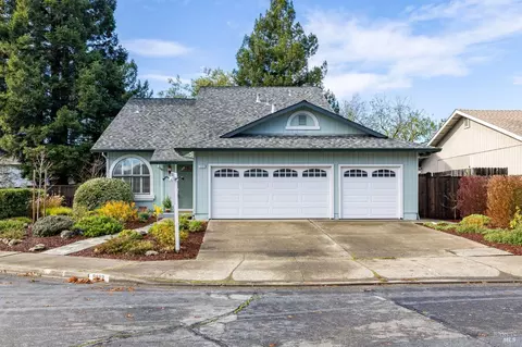 9332 Jessica Dr, Windsor, CA 95492 photo 2