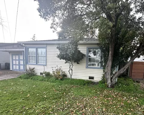 113 Dewitt Ave, Napa, CA 94558
