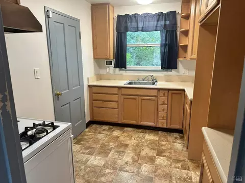 113 Dewitt Ave, Napa, CA 94558 photo 8