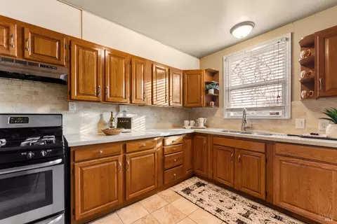 144 Clay St, Vallejo, CA 94591 photo 20