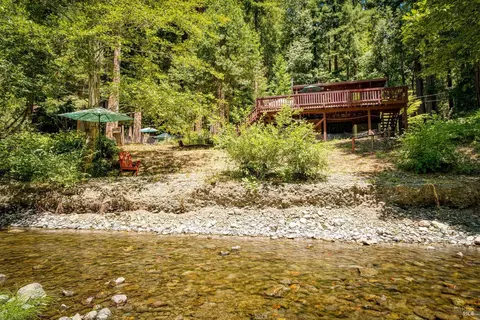 2 Wildwood Ln, Cazadero, CA 95421