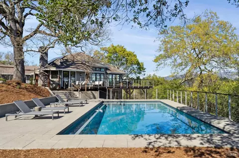 17914 Carriger Rd, Sonoma, CA 95476