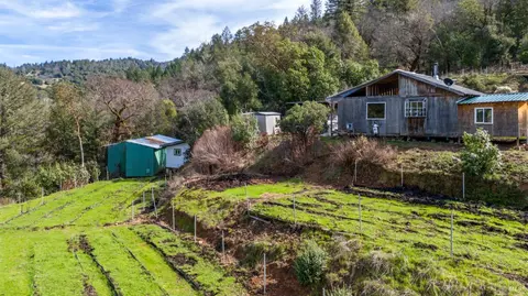 41575 Covelo Rd, Willits, CA 95490 photo 2