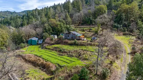 41575 Covelo Rd, Willits, CA 95490