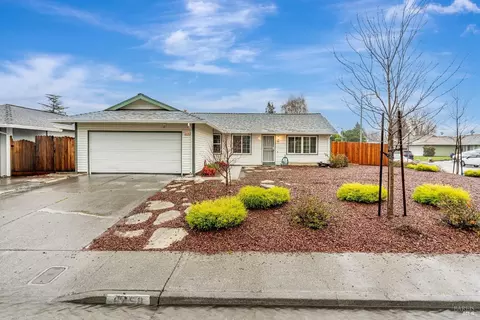 8458 Liberty Ave, Rohnert Park, CA 94928