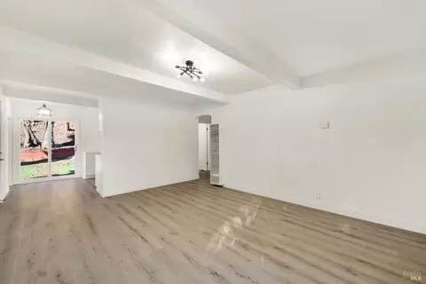 935 Palou St, Vallejo, CA 94591 photo 6