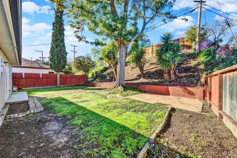 935 Palou St, Vallejo, CA 94591 photo 21