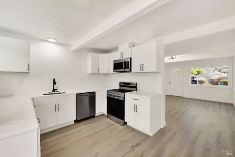 935 Palou St, Vallejo, CA 94591 photo 10
