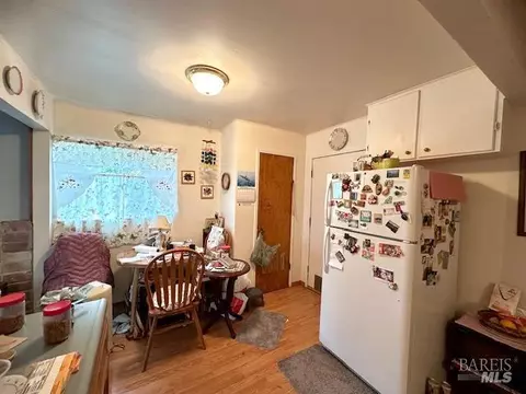 2036 West St, Ukiah, CA 95482 photo 6