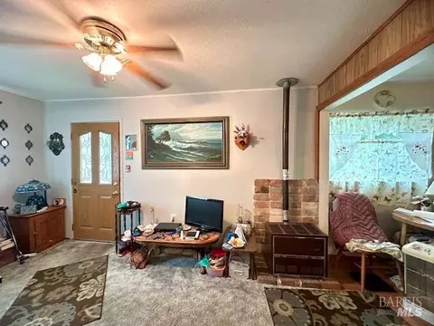 2036 West St, Ukiah, CA 95482 photo 8