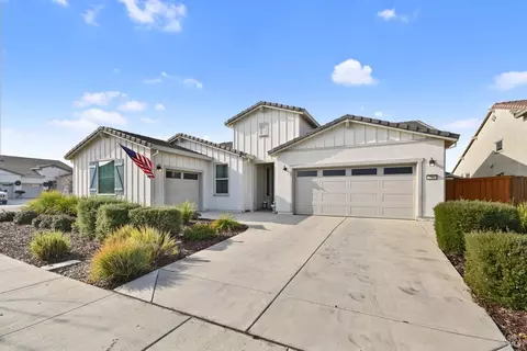 780 Sunstar Dr, Dixon, CA 95620