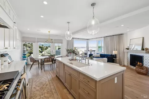 505 Johnson St, Sausalito, CA 94965 photo 9