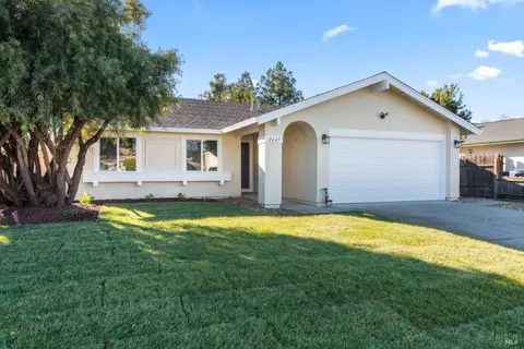 2447 Marquette Way, Fairfield, CA 94533