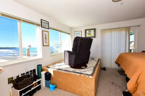 34 Ocean View Ave, Dillon Beach, CA 94929 photo 12