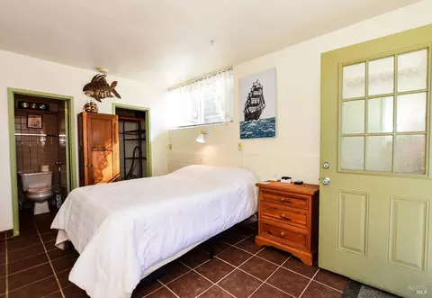 34 Ocean View Ave, Dillon Beach, CA 94929 photo 22