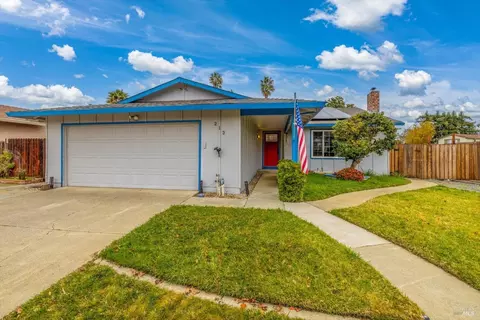 213 Madison Ave, Vacaville, CA 95687