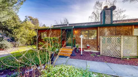 13 Pine Tree Cir, Cotati, CA 94931 photo 4