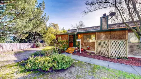 13 Pine Tree Cir, Cotati, CA 94931 photo 5