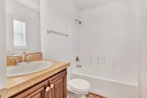 61 Dahlia Dr, Vallejo, CA 94589 photo 15