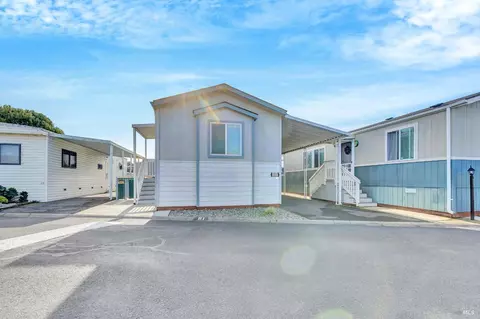 61 Dahlia Dr, Vallejo, CA 94589 photo 33