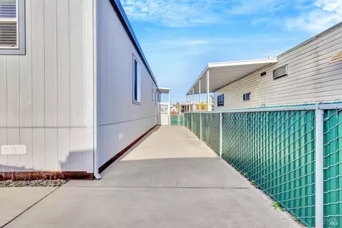 61 Dahlia Dr, Vallejo, CA 94589 photo 29