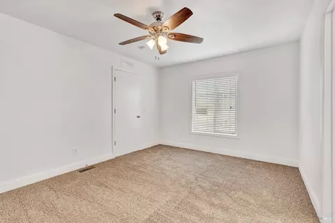 61 Dahlia Dr, Vallejo, CA 94589 photo 18