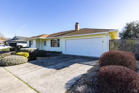 308 Pythian Rd, Santa Rosa, CA 95409