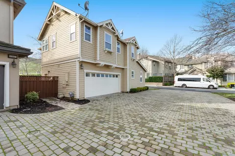 Exterior - 6056 Ashwell Way, Vallejo, CA 94591 photo 9 of 11