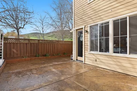 Exterior - 6056 Ashwell Way, Vallejo, CA 94591 photo 4 of 11
