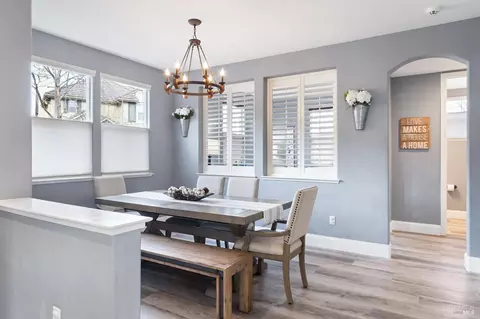 Dining - 6056 Ashwell Way, Vallejo, CA 94591 photo 1 of 1