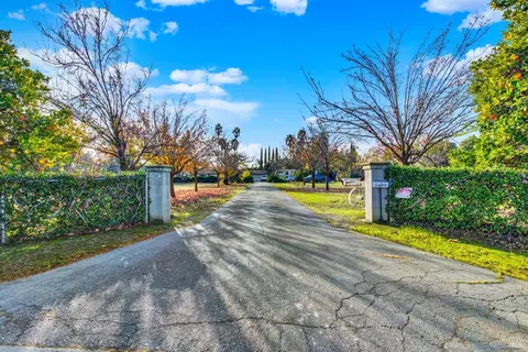 2850 Ulatis Dr, Vacaville, CA 95687 photo 4