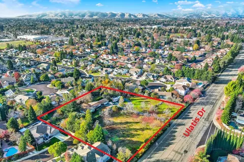 2850 Ulatis Dr, Vacaville, CA 95687