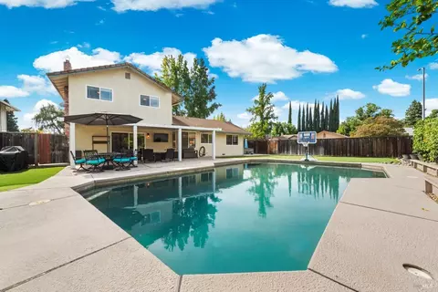 119 Cheyenne Dr, Vacaville, CA 95688 photo 3