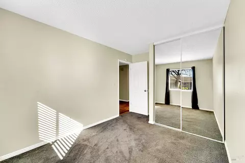 436 Phoenix Cir, Vallejo, CA 94589 photo 10