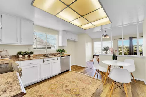 436 Phoenix Cir, Vallejo, CA 94589 photo 8