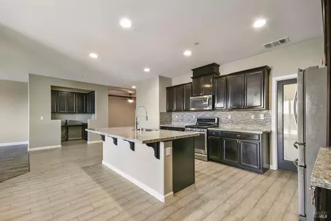 5236 Milton Smith Ln, Fairfield, CA 94533 photo 14
