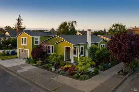416 English St, Petaluma, CA 94952