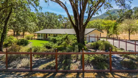 3551 Feliz Creek Rd, Hopland, CA 95449