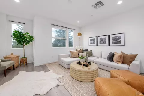 1359 Pullman Way, Oakland, CA 94607 photo 20