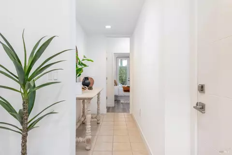 1359 Pullman Way, Oakland, CA 94607 photo 5