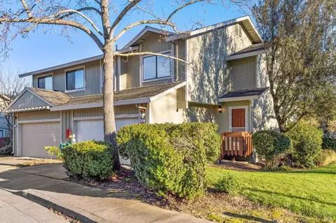 1 Rosewood Dr, Novato, CA 94947