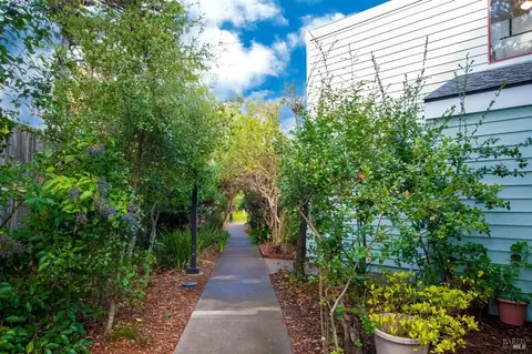 144 Courtyards E, Windsor, CA 95492 photo 4