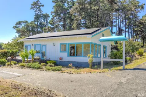 38921 Sedalia Dr, Gualala, CA 95445