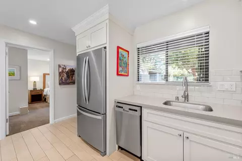 834 Augusta Cir, Napa, CA 94558 photo 8